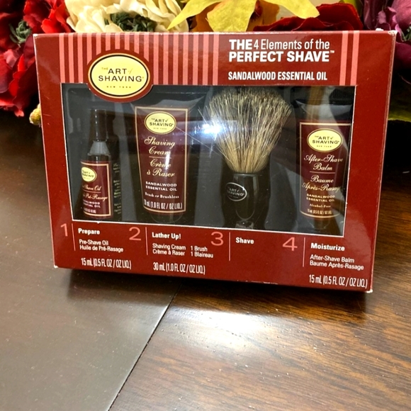 The 4 Elements of the Perfect Shave Sandalwood Essential Oil NWOT - Picture 2 of 4